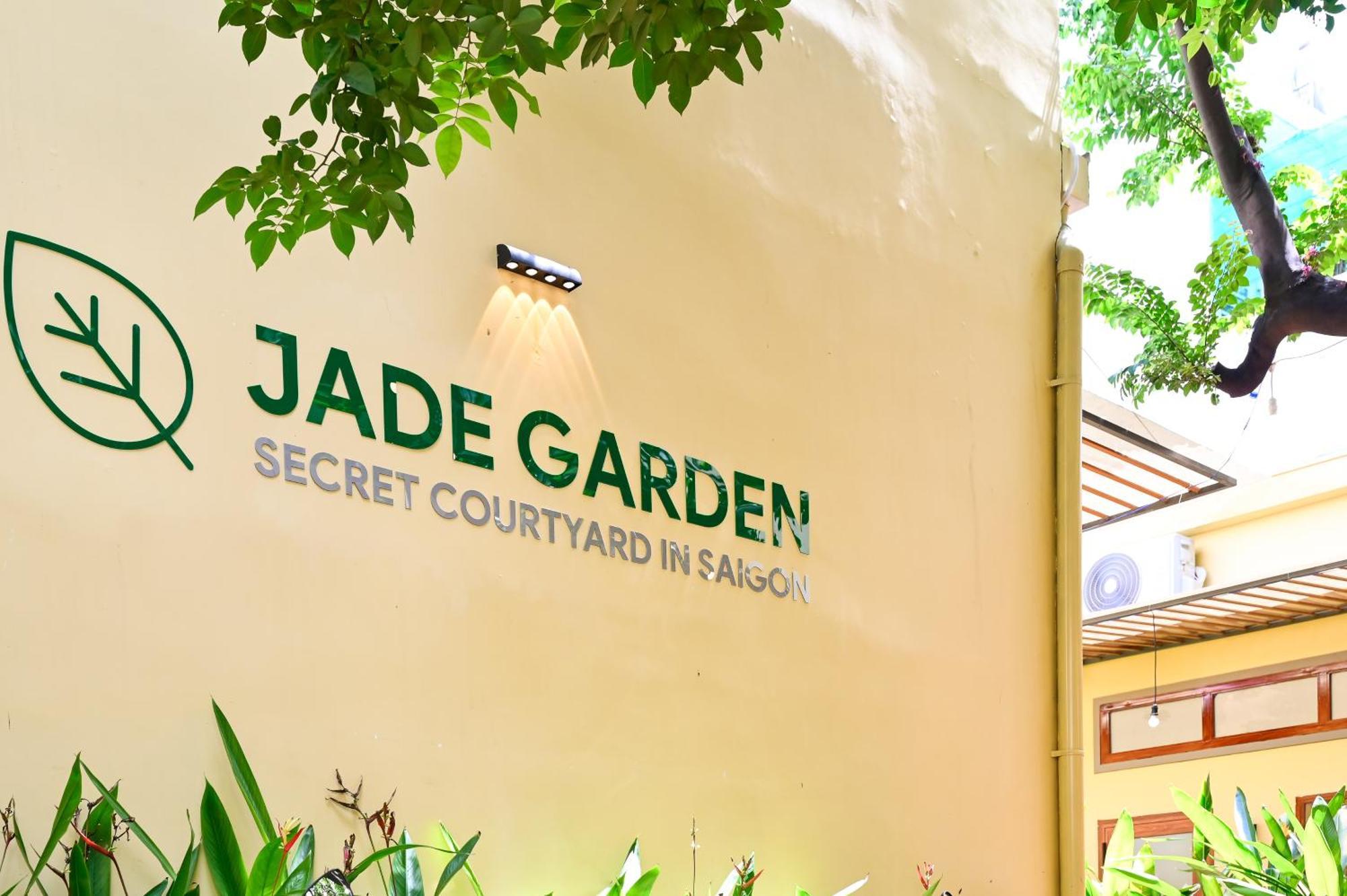 ホテル Jade Garden - Secret Courtyard In Saigon ホーチミン市 エクステリア 写真
